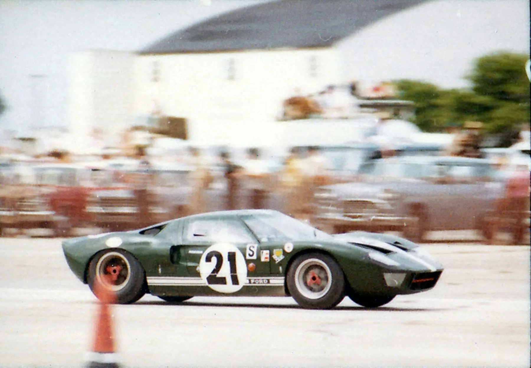 1964 Ford GT40 Prototype GT/105 testing 21