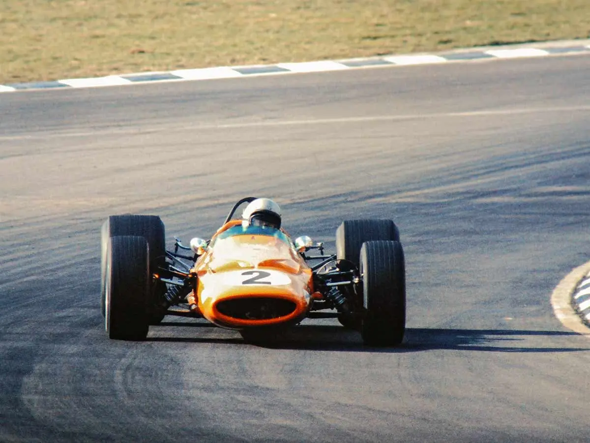 McLaren- Cosworth M7A